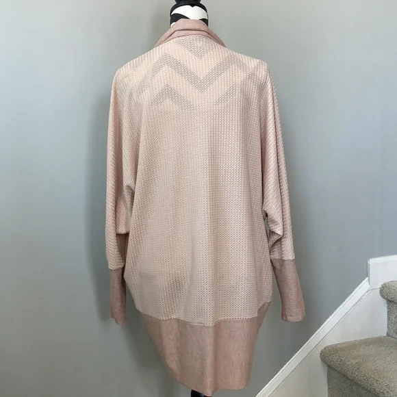 Doe & Rae Vacay Cardigan - Picture 8 of 9